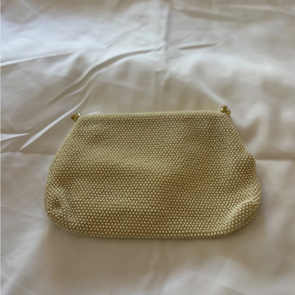 Vintage Lemured Petite Cream Clutch Beaded Bag And Mirror Purse‎
